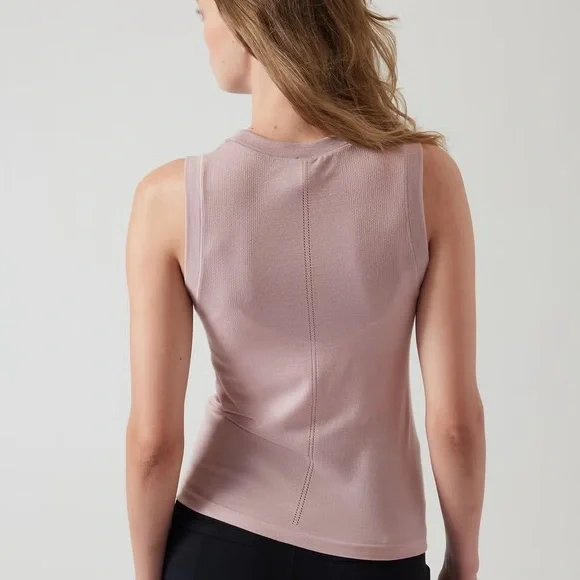 ASCENT SEAMLESS TANK
CAMISOLE SANS COUTURES
ASCENT - Picture 2 of 5